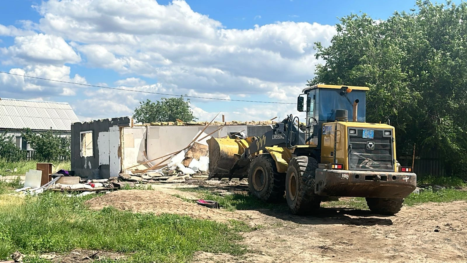 Паводок в Уральске: 2500 дачных домов идут под снос